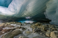 Laurent_grotte-glaciaire-Zinal-3