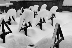 LR-la-neige-est-tombee-et-les-tombes-enneigees.